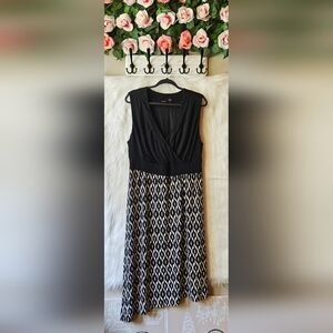 Dex B&W Asymmetical Sleeveless Midi Sundress